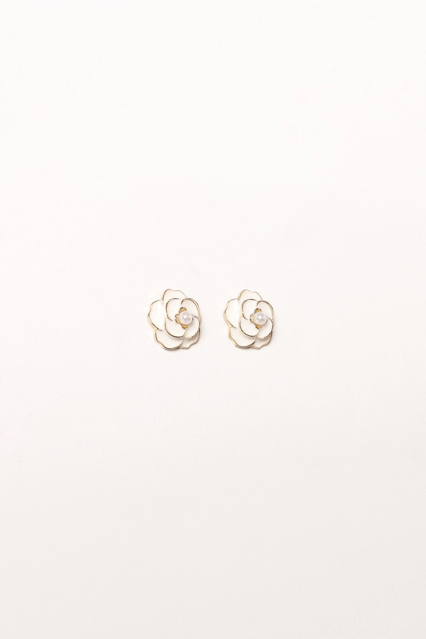 Reina Flower Earrings - Gold White